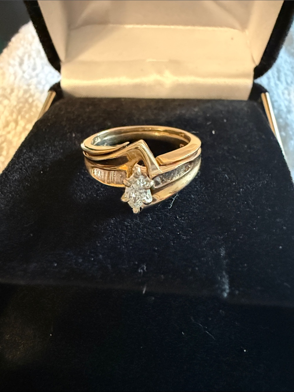 14 K  4.72 Grams Solid Gold Marquis Diamond size 5.5